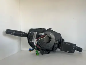 Foto de MANDO MULTIFUNCION RENAULT MEGANE II BERLINA 5P 1.5 dCi Diesel (101 CV / 74 KW) referencia PÁG GF35