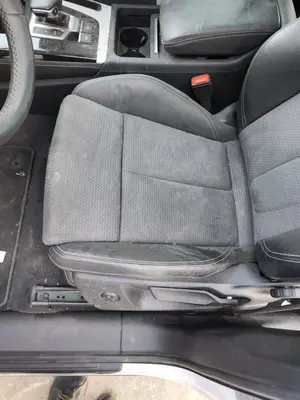 Foto de ASIENTO DELANTERO IZQUIERDO AUDI Q5 FYG Híbrido 220 kW (2.0 Ltr. - 195 kW TFSI) (299 CV / 220 KW) referencia 80A881105G