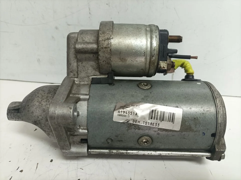 Foto de MOTOR ARRANQUE OPEL TIGRA TWIN TOP referencia a194351a