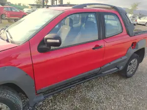Foto de PUERTA DELANTERA IZQUIERDA FIAT STRADA (278) 1.7 Turbodiesel (69 CV / 51 KW)