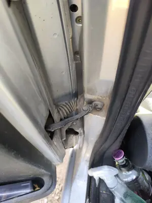 Foto de RETENEDOR PUERTA CITROEN C3 1.4  (73 CV / 54 KW) referencia 9181H1