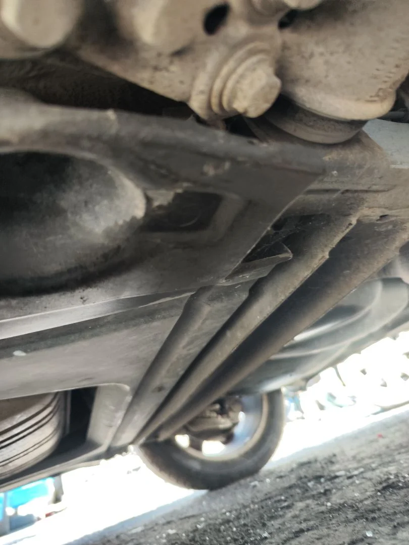 Foto de EJE TRASERO VOLKSWAGEN PASSAT BERLINA (3B3) 1.9 TDI (131 CV / 96 KW) referencia 8E0500051T
