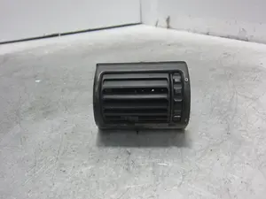 Foto de REJILLA AIREADORA BMW SERIE 3 COMPACTO (E36) 1.9 CAT (105 CV / 77 KW) referencia 64228390218