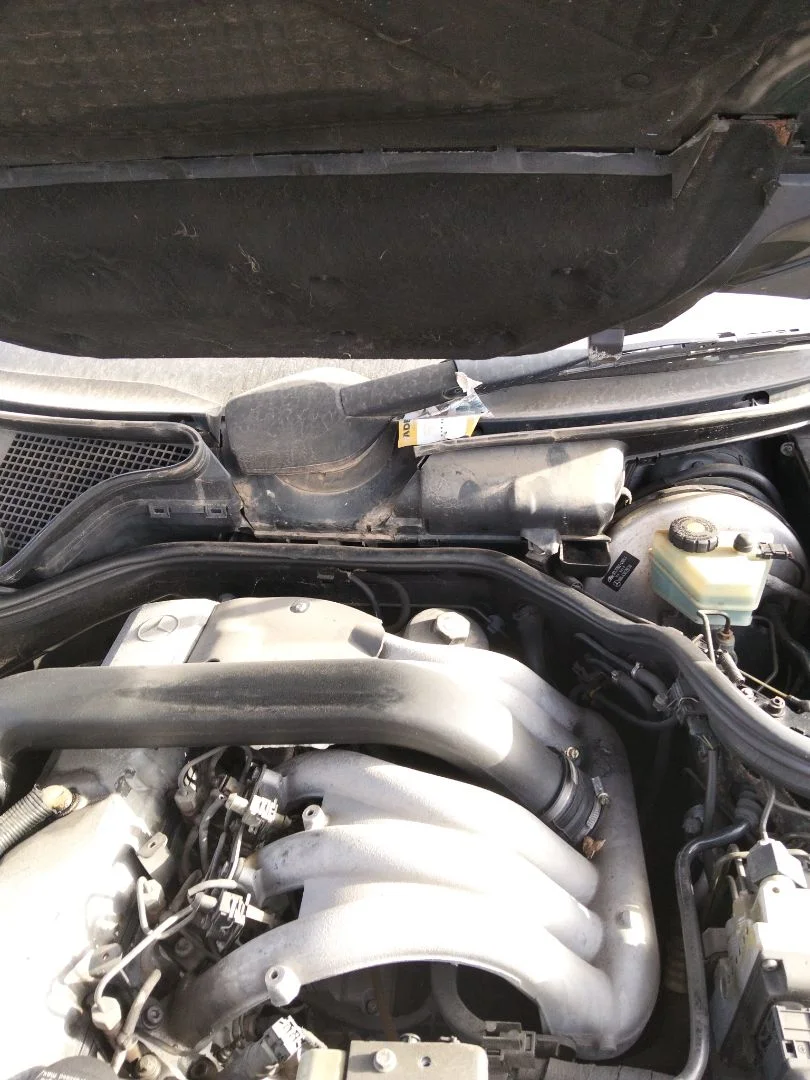 Foto de BRAZO LIMPIA DELANTERO DERECHO MERCEDES-BENZ CLASE E (BM 210) BERLINA 2.9 Turbodiesel CAT (129 CV / 95 KW)
