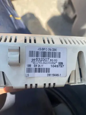 Foto de RELOJ CITROEN C8 2.0 HDi CAT (RHK / DW10UTED4) (120 CV / 88 KW) referencia 96632307 foto 3