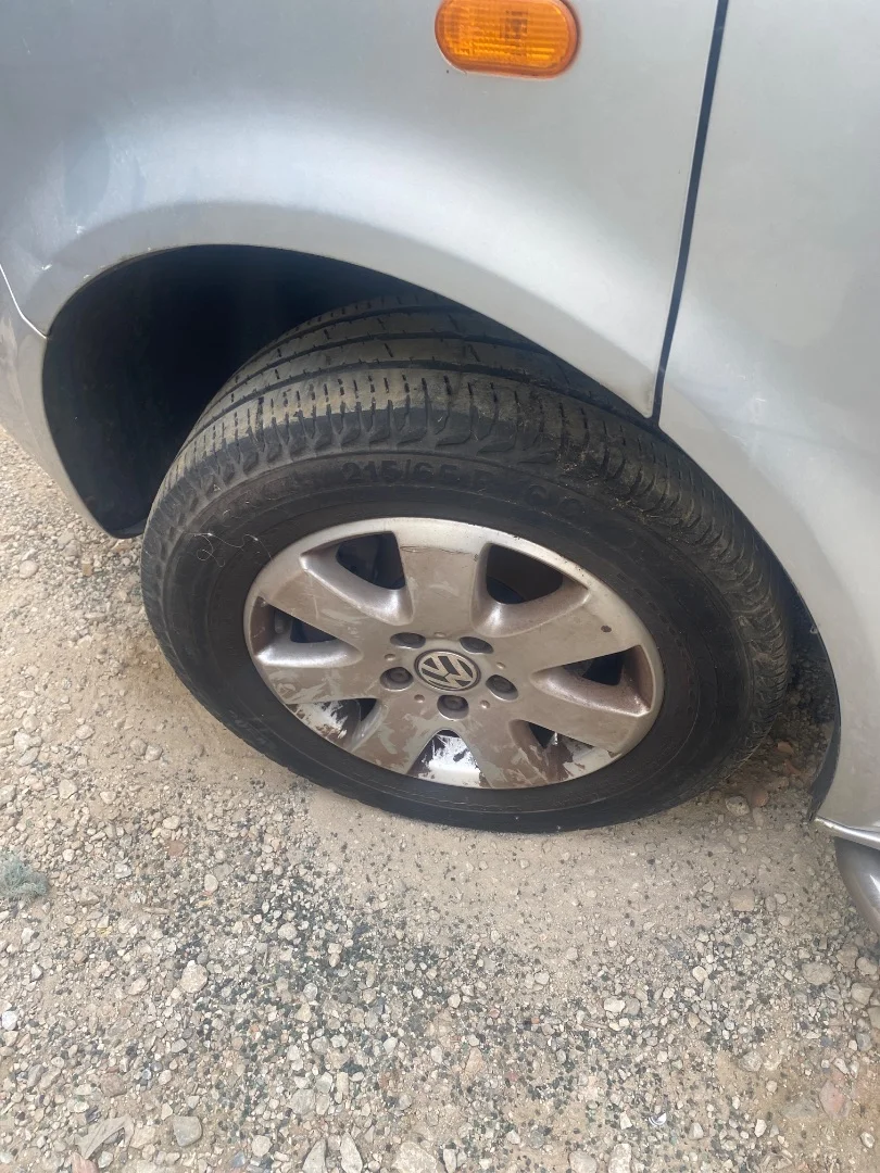 Foto de LLANTA VOLKSWAGEN T5 TRANSPORTER BUS (7H) 2.5 TDI (131 CV / 96 KW) referencia 7LA601027B FKZ