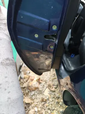 Foto de CERRADURA PUERTA TRASERA IZQUIERDA PEUGEOT 307 (S1)(04.2001) 1.6 16V CAT (109 CV / 80 KW) referencia 9138C0