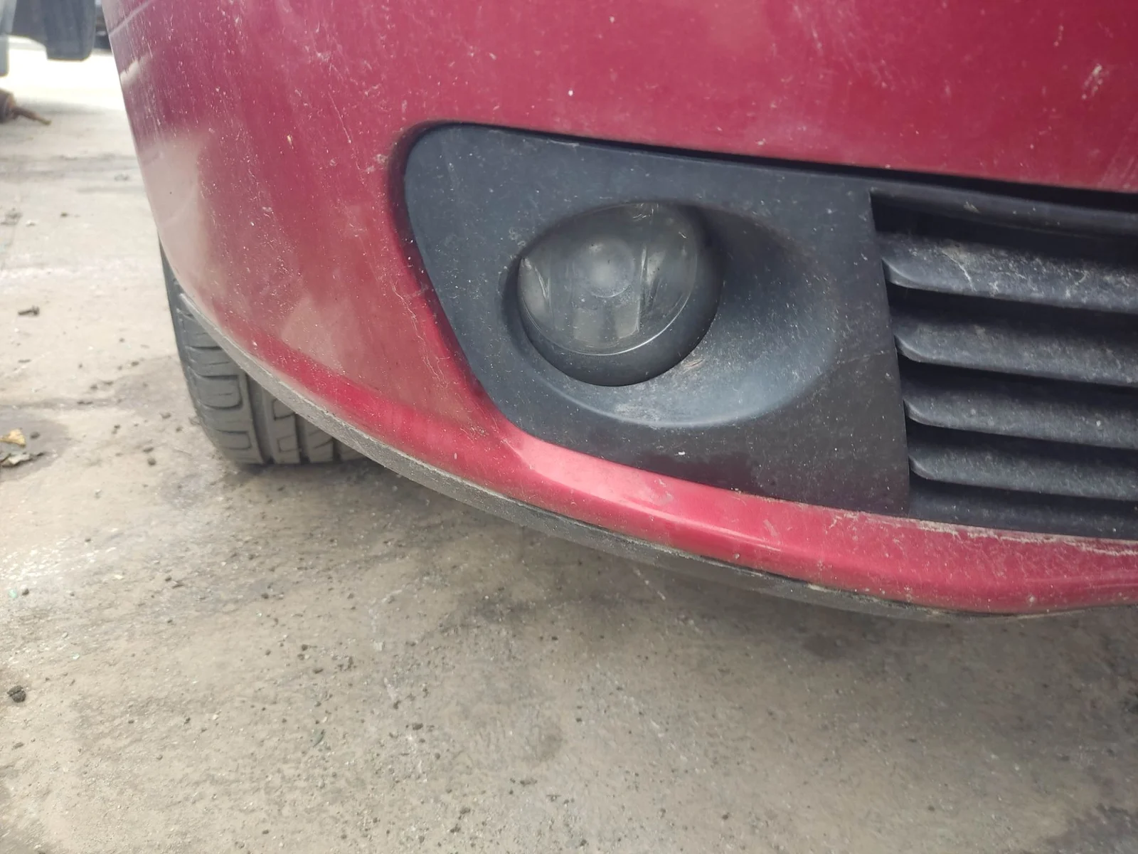 Foto de FARO ANTINIEBLA DERECHO SEAT IBIZA (6L1) 1.9 TDI (101 CV / 74 KW) referencia 6L0941703