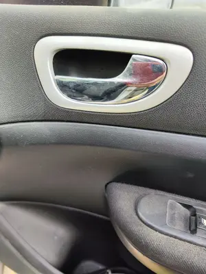 Foto de MANETA INTERIOR DELANTERA DERECHA PEUGEOT 307 BREAK/ SW (S2) 2.0 16V HDi FAP CAT (RHR / DW10BTED4) (136 CV / 100 KW) referencia 9143F5