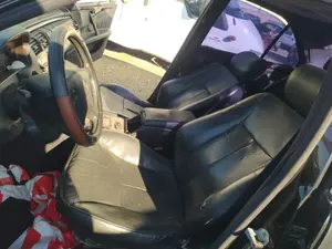 Foto de ASIENTO DELANTERO IZQUIERDO MERCEDES-BENZ CLASE E (BM 210) BERLINA 2.7 CDI 20V CAT (170 CV / 125 KW)
