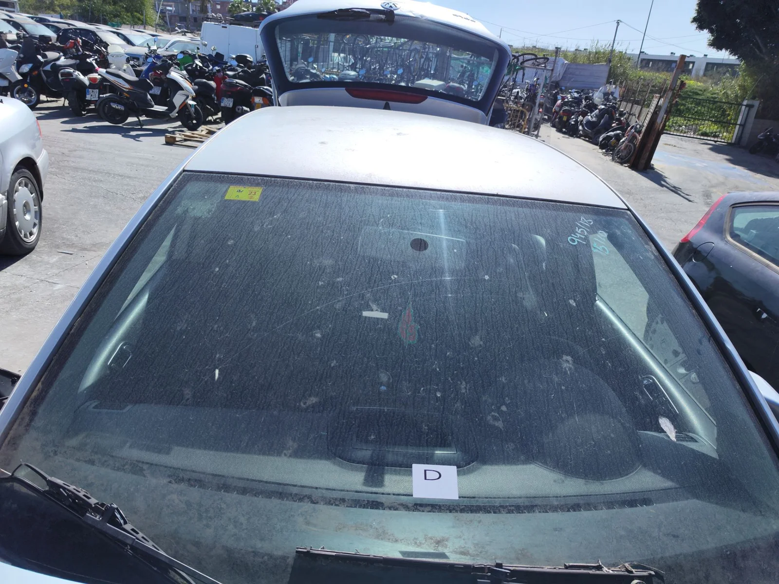 Foto de PARABRISAS VOLKSWAGEN POLO IV (9N1) 1.4 16V (75 CV / 55 KW) referencia 6Q0845011M