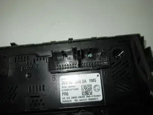 Foto de NO IDENTIFICADO SKODA SUPERB COMBI (3V5) referencia 3V0907044 foto 2