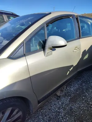 Foto de PUERTA DELANTERA IZQUIERDA CITROEN C4 BERLINA 1.6 16V HDi (90 CV / 66 KW) referencia 9002W0