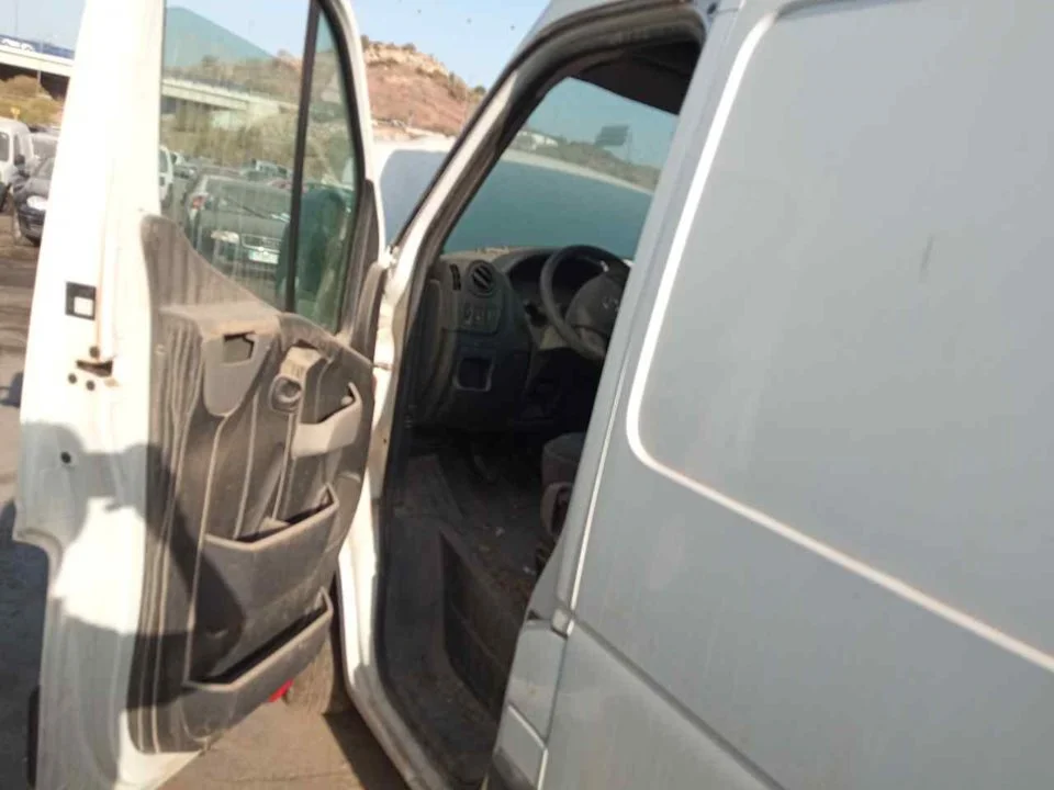 Foto de NO IDENTIFICADO NISSAN NV400 FURGON (X62) 2.3 dCi Diesel CAT (125 CV / 92 KW)