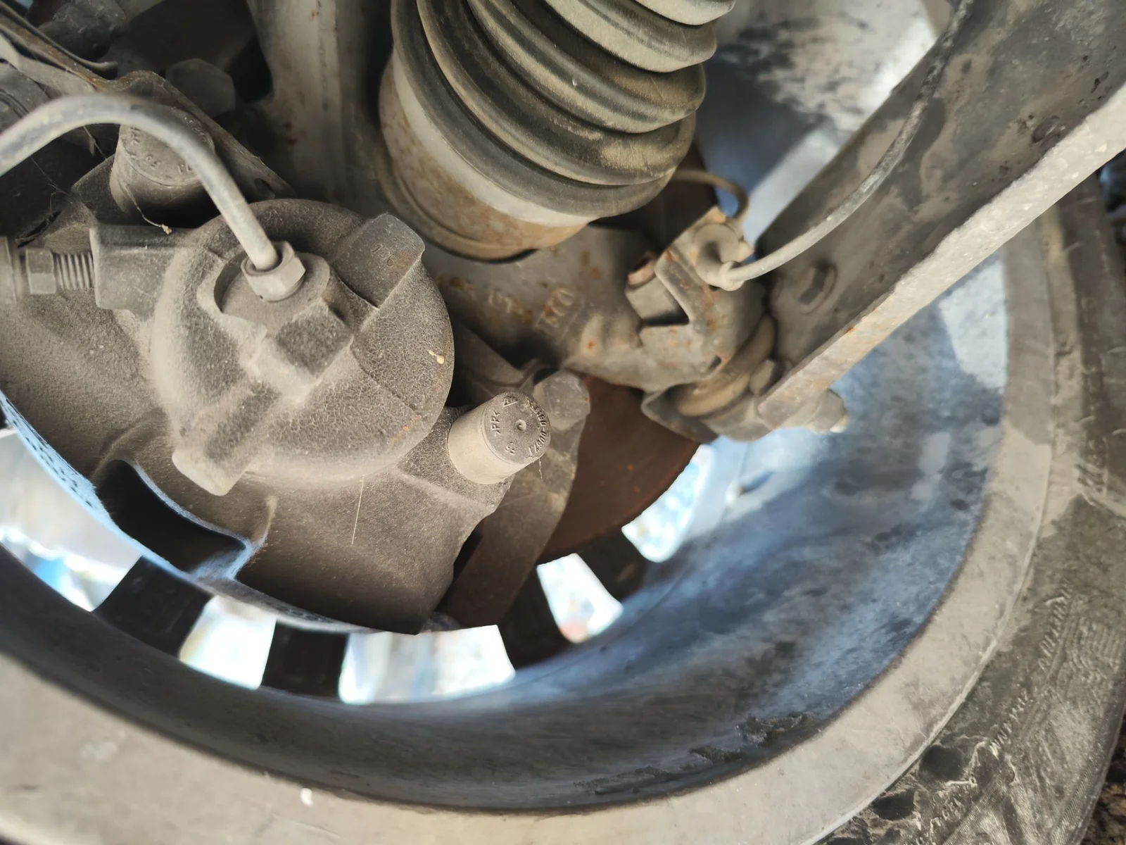 Foto de PINZA DE FRENO DELANTERA DERECHA RENAULT LAGUNA II (BG0) 1.8 CAT (120 CV / 88 KW) referencia 7701049092