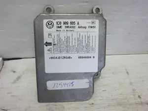 Foto de CENTRALITA AIRBAG SEAT LEON (1M1) 1.9 TDI (131 CV / 96 KW) referencia 1C0909605A