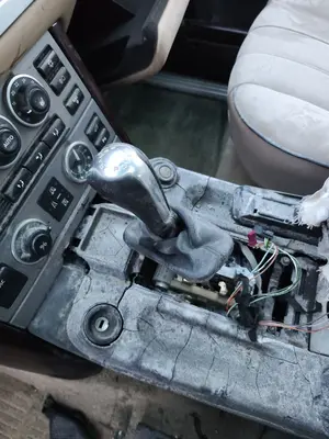 Foto de PALANCA CAMBIO LAND ROVER RANGE ROVER (LM) 4.4 V8 CAT (306 CV / 225 KW)