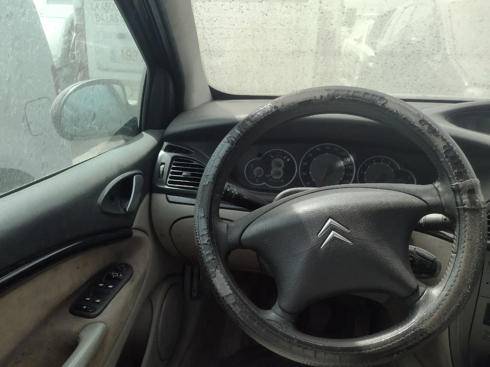 Foto de AIRBAG DE RODILLAS CITROEN C5 BERLINA 1.6 HDi CAT (9HY / DV6TED4) (109 CV / 80 KW) referencia 8216EP