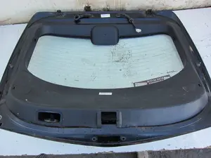 Foto de GUARNECIDO PORTON TRASERO MAZDA 3 BERLINA (BK) 2.0 Diesel CAT (143 CV / 105 KW)