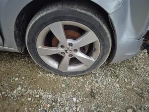 Foto de PINZA DE FRENO DELANTERA DERECHA SKODA RAPID (NH) 1.2 8V TSI (86 CV / 63 KW) referencia 1K0615124D
