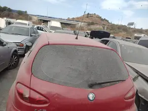 Foto de MANETA EXTERIOR MALETERO / PORTON ALFA ROMEO 147 (190) 1.6 16V CAT (105 CV / 77 KW)