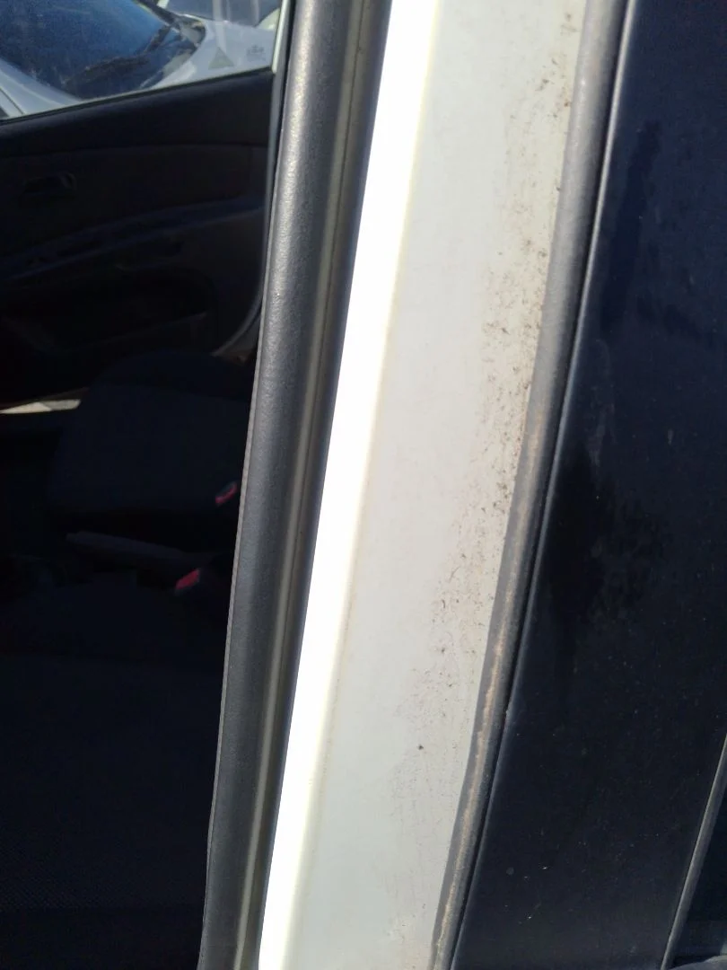 Foto de GOMAS CONTORNO PUERTA KIA RIO (JB) 1.5 CRDi (110 CV / 81 KW)