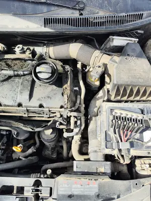Foto de MOTOR COMPLETO SEAT IBIZA (6L1) 1.9 TDI (101 CV / 74 KW) referencia ATD foto 3