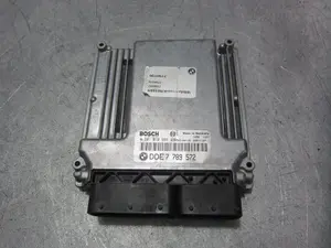 Foto de CENTRALITA MOTOR UCE BMW SERIE 7 (E65/E66) 3.0 Turbodiesel CAT (218 CV / 160 KW) referencia DDE7789572