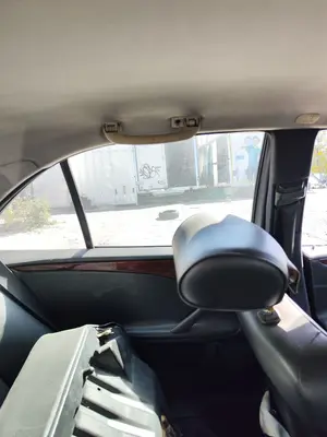 Foto de ASIDERO TECHO TRASERO IZQUIERDO MERCEDES-BENZ CLASE E (BM 210) BERLINA 2.2 CDI CAT (143 CV / 105 KW) referencia A2088100351 FKZ