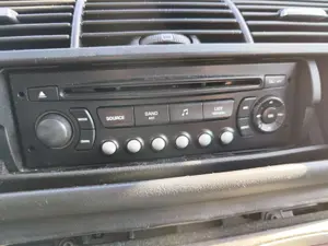 Foto de SISTEMA AUDIO / RADIO CD CITROEN C8 2.0 HDi CAT (RHK / DW10UTED4) (120 CV / 88 KW)
