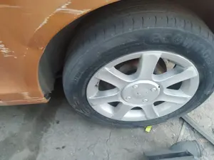 Foto de BRAZO SUSPENSION TRASERO IZQUIERDO PEUGEOT 1007 1.4 HDi (68 CV / 50 KW)
