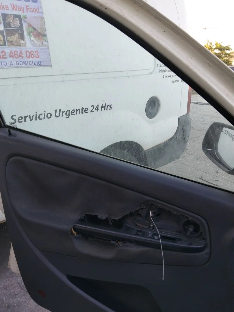 Foto de LUNA DELANTERA IZQUIERDA SEAT IBIZA (6K1) 1.9 TDI (90 CV / 66 KW) referencia 6K4845201C