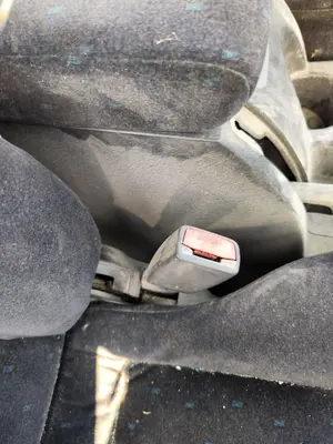 Foto de PRETENSOR AIRBAG DERECHO HYUNDAI TERRACAN (HP) 2.9 CRDi CAT (150 CV / 110 KW)