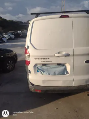 Foto de PORTON TRASERO IZQUIERDO FORD TRANSIT COURIER (C4A) 1.5 TDCi CAT (95 CV / 70 KW)