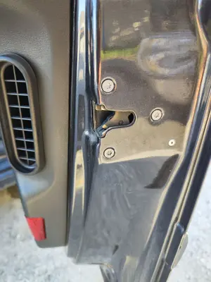 Foto de CERRADURA PUERTA DELANTERA DERECHA CITROEN C8 2.0 HDi CAT (RHK / DW10UTED4) (120 CV / 88 KW) referencia 9136L8