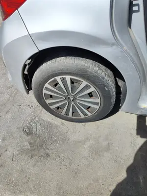 Foto de LLANTA PEUGEOT 207 1.6 16V HDi (90 CV / 66 KW) referencia 5401P4
