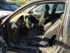 Foto de PALANCA FRENO VOLKSWAGEN GOLF IV BERLINA (1J1)(10.1997) 1.6 16V (105 CV / 77 KW) referencia 1J0711303AF