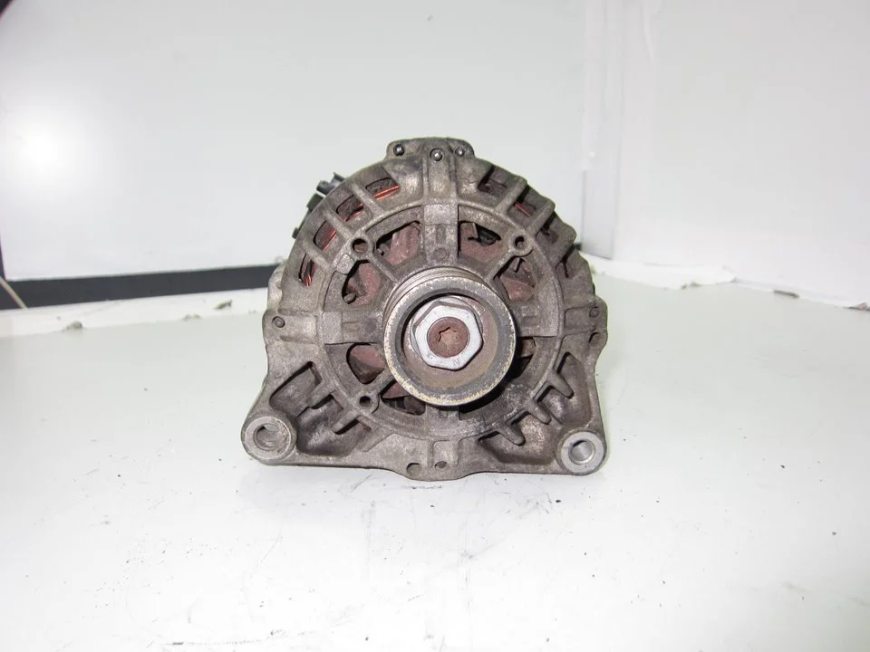 Foto de ALTERNADOR PEUGEOT 207 referencia 9656956280