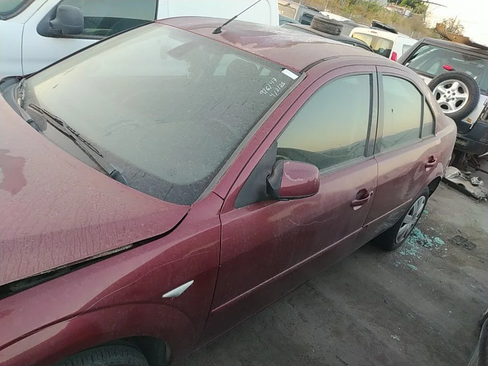 Foto de PUERTA DELANTERA IZQUIERDA FORD MONDEO BERLINA (GE) 2.0 TDCi TD CAT (116 CV / 85 KW) referencia 1446438