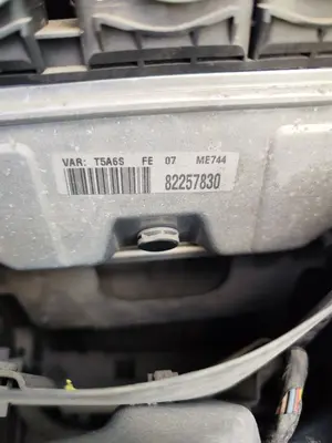 Foto de CENTRALITA MOTOR UCE PEUGEOT 307 (S1)(04.2001) 1.6 16V CAT (109 CV / 80 KW) referencia 194061