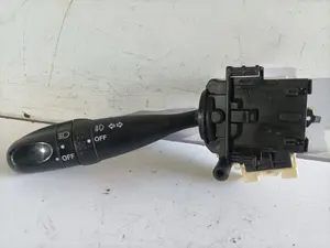 Foto de MANDO INTERMITENTES TOYOTA RAV4 (A2) 1.8 16V CAT (125 CV / 92 KW) referencia 173648 foto 1