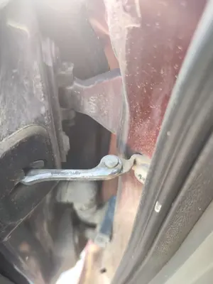 Foto de RETENEDOR PUERTA RENAULT LAGUNA (B56) 2.0  (113 CV / 83 KW)
