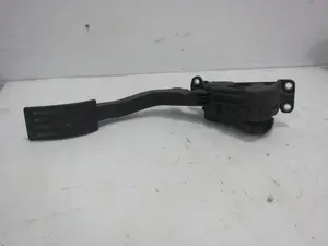 Foto de POTENCIOMETRO PEDAL RENAULT CLIO III 1.5 dCi Diesel (106 CV / 78 KW) referencia 3M519F836AF