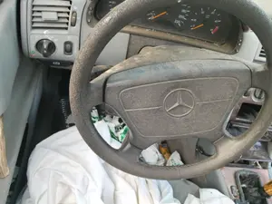 Foto de AIRBAG DELANTERO IZQUIERDO MERCEDES-BENZ CLASE E (BM 210) BERLINA referencia A140460279864 9B51