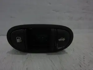 Foto de INTERRUPTOR JAGUAR S-TYPE (03.1999) 3.0 V6 24V CAT (238 CV / 175 KW) referencia 9B242AD
