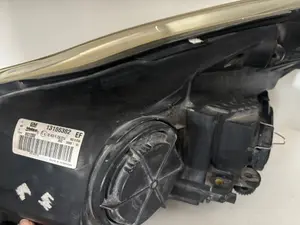 Foto de FARO DERECHO OPEL CORSA D 1.2 16V CAT (Z 12 XEP / LB4) (80 CV / 59 KW) referencia 13186382 foto 4