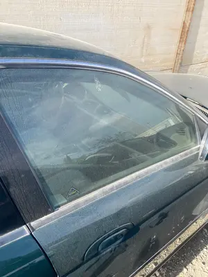 Foto de LUNA DELANTERA DERECHA JAGUAR S-TYPE (03.1999) referencia XR8 49787
