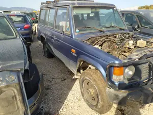 Foto de BARRA ESTABILIZADORA DELANTERA MITSUBISHI MONTERO (V20/V40) 2.5 Turbodiesel (99 CV / 73 KW)