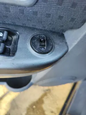 Foto de MANDO RETROVISOR KIA CARENS (RS) 2.0 Turbodiesel CAT (113 CV / 83 KW)