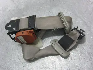 Foto de CINTURON SEGURIDAD TRASERO DERECHO HONDA CR-V (RD8) 2.0 VTEC CAT (150 CV / 110 KW) referencia N1974